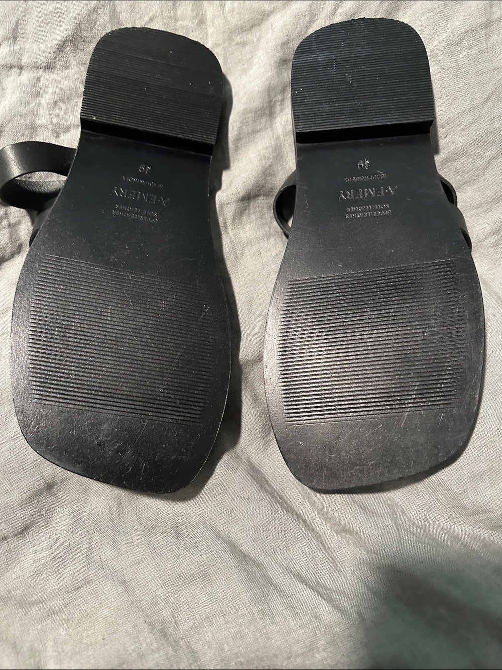 Women’s A.Emery Black Leather Multi-Strap Slide Sandals - Picture 2 of 4